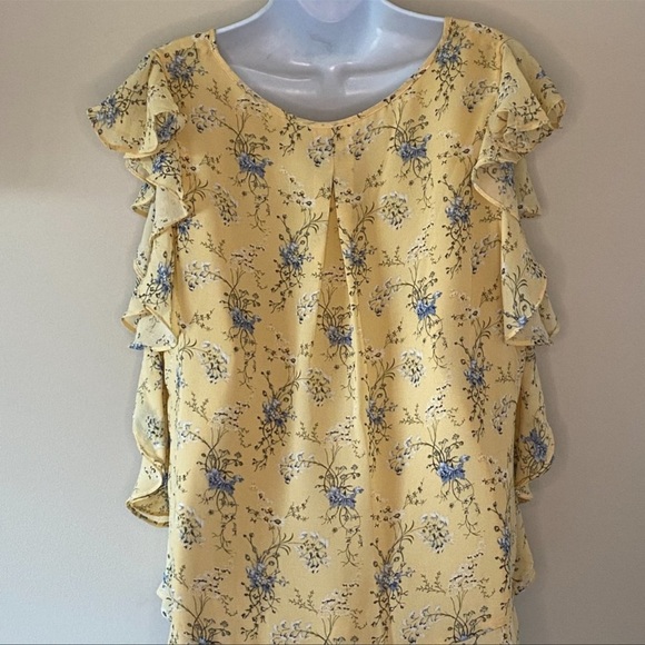 Max Studio Yellow Ruffle Blouse Large - Picture 2 of 5